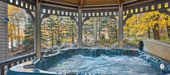 Winterfell by Avantstay Hottub, Sauna, Game Room