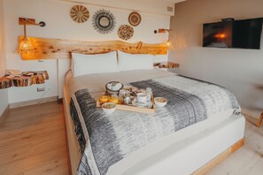 Free daily continental breakfast - Maressenza Night Spa (Vina del Mar)