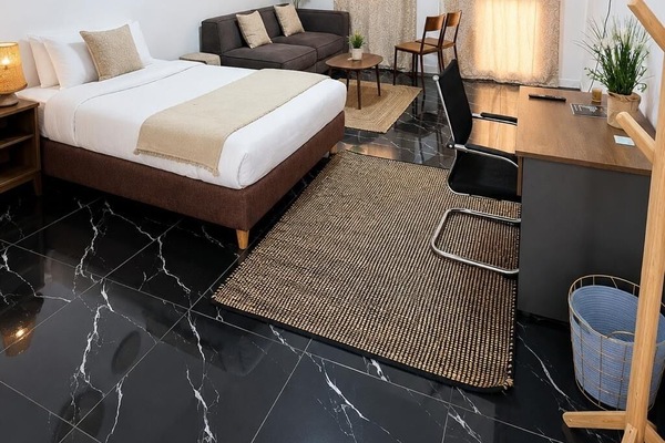 Comfort Studio Suite, Balcony, Bay View | Laptop workspace, free WiFi, bed sheets