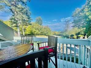 Property grounds - Just minutes from Beech Mtn Ski Resort /Townhome /Fire Pit & Fireplace / Pets OK (Beech Mountain)