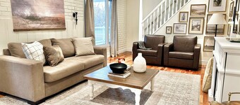 Cozy 3 Bedroom Home Neighbouring Dagmar Ski Resort. Only 1 Hour from Toronto.