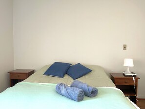 1 bedroom, WiFi, bed sheets