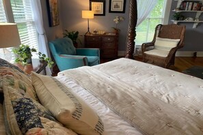 1 bedroom, iron/ironing board, Internet, bed sheets