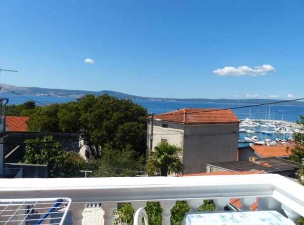 Property grounds - Apartments Tina - Double Room (Novi Vinodolski)