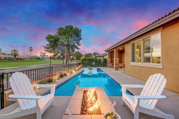 屋外プール、温水プール