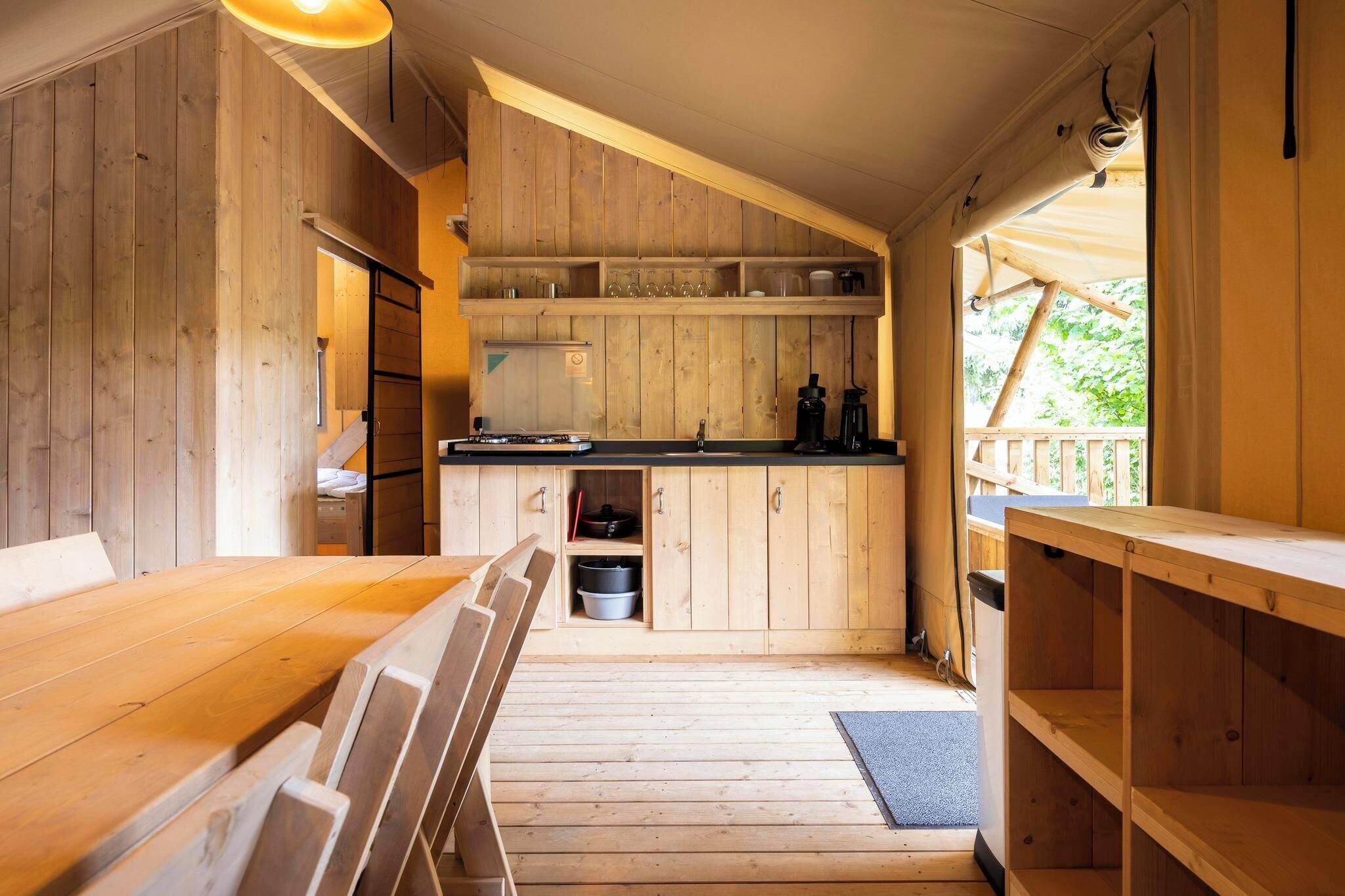 Superior Tent | Private kitchen