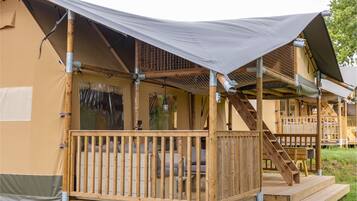 Family Tent, 3 Bedrooms | Terrace/patio