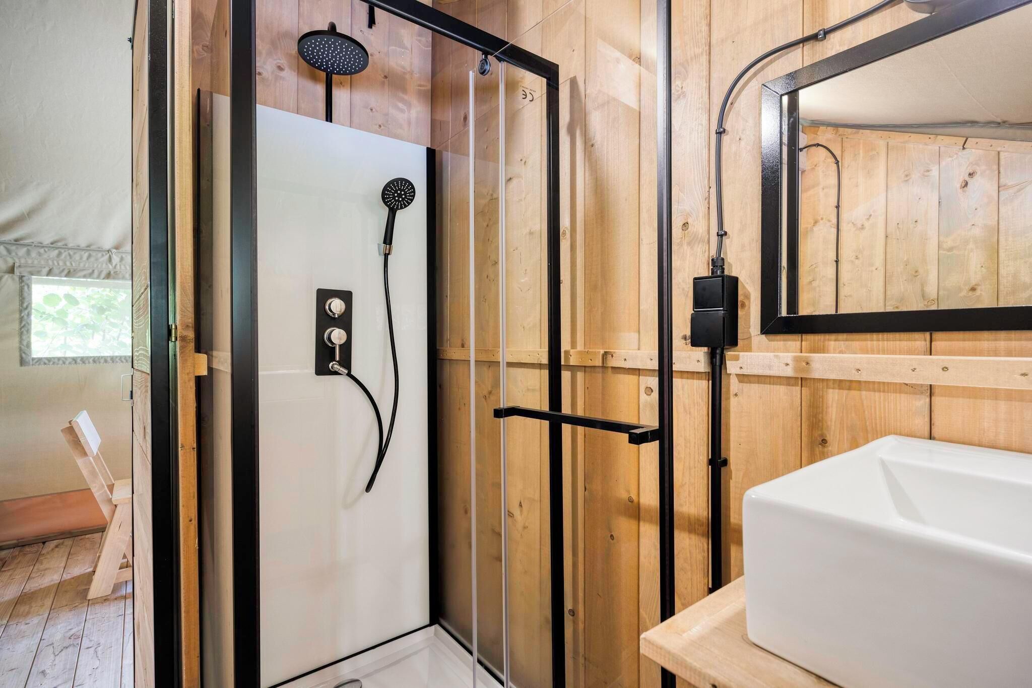 Comfort Tent | Bathroom