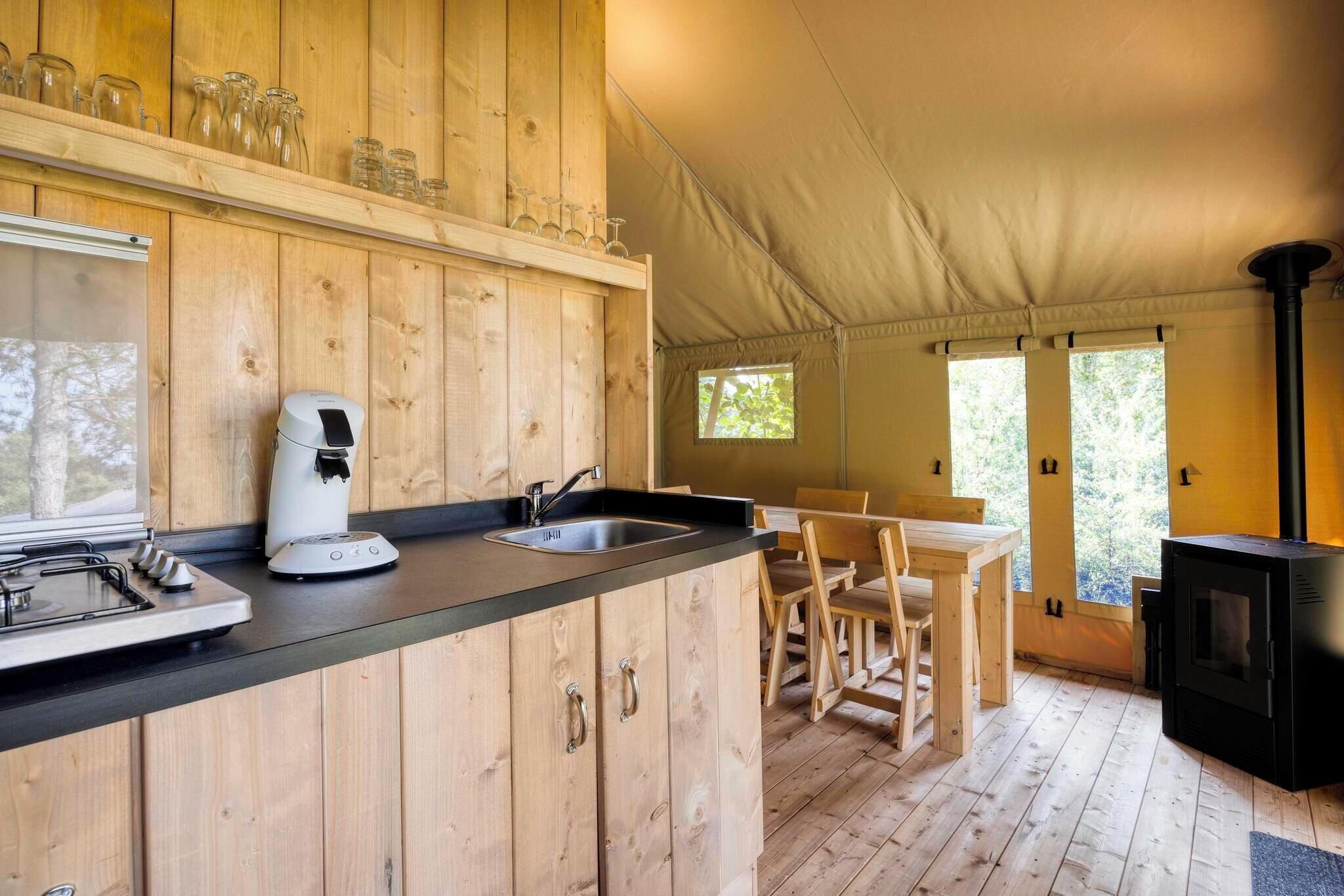 Comfort Tent | Private kitchen