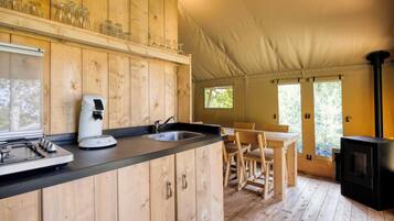 Comfort Tent | Private kitchen