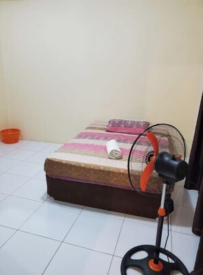 1 bedroom, iron/ironing board, WiFi, bed sheets - Candy Haven Earth
 (Morne Jaloux Ridge)