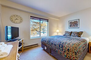 2 habitaciones, tabla de planchar con plancha y acceso a internet 