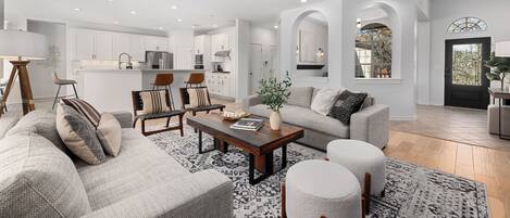 Smart TV, table tennis, stereo