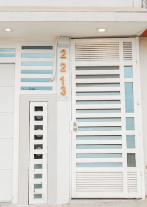 Exterior detail - Best Location Airport & Embassy Access (Tijuana)