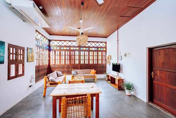 Living area - JUMBA LA TRENI (Zanzibar Town)