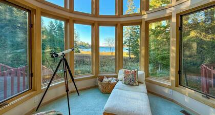 Lakefront home on Oyster Bay w/ private dock, beach, fire pit, & hammock