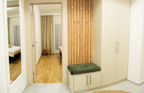 Cozy 1-bedroom apartment in marvelous Podgorica with WiFi, AC