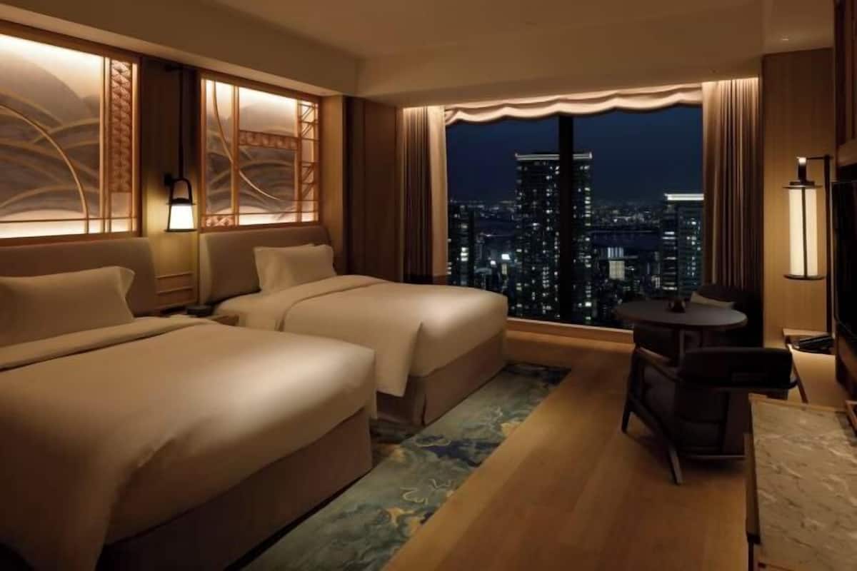 Down duvets, minibar, in-room safe, desk