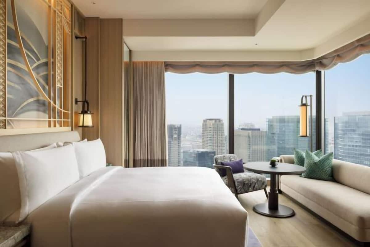 Down duvets, minibar, in-room safe, desk