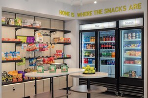Snack bar