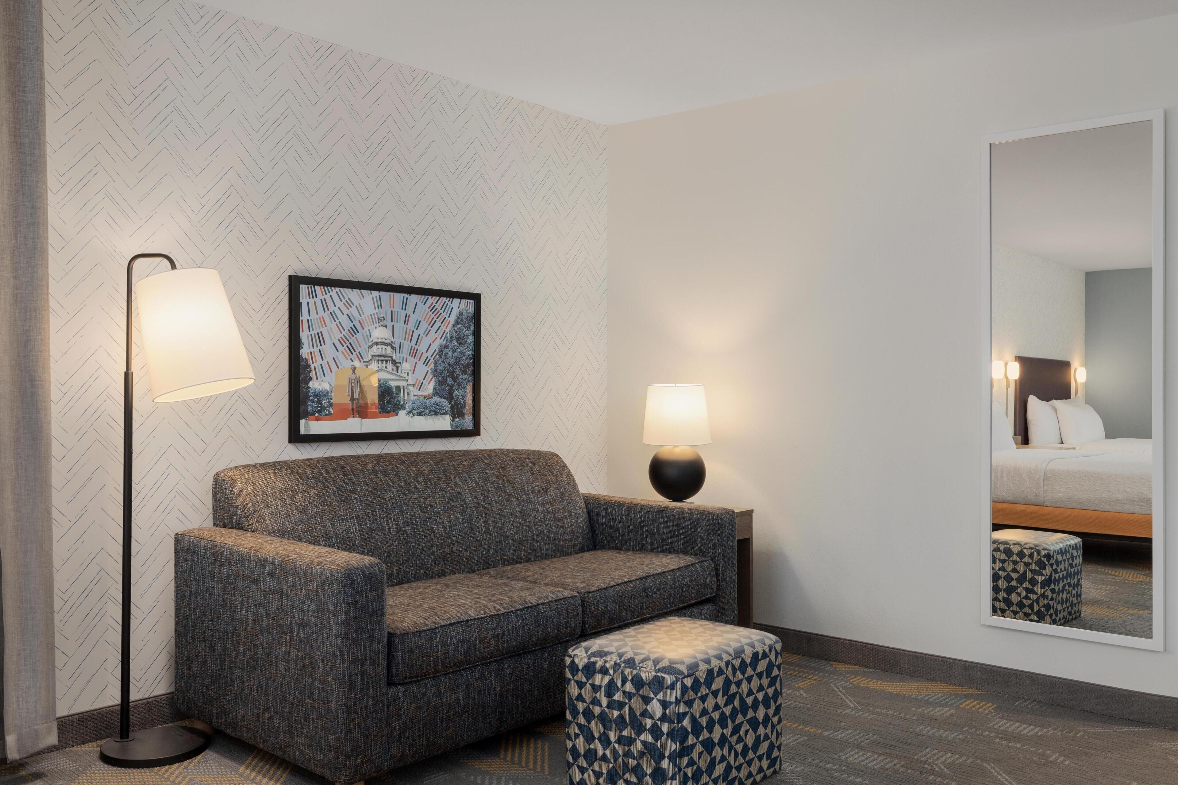 Studio Suite, 2 Queen Beds, Accessible | Living area | TV