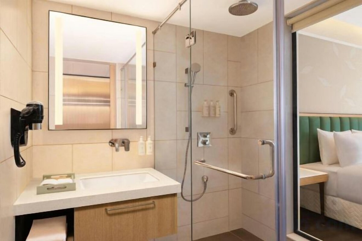 Douche, douche cascade, articles de toilette (gratuits)
