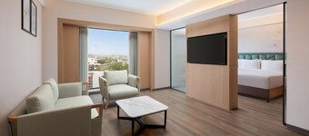 Hilton Garden Inn Surat City Centre