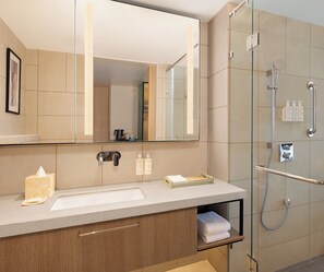 Zimmer, 2 Einzelbetten, Stadtblick | Badezimmer