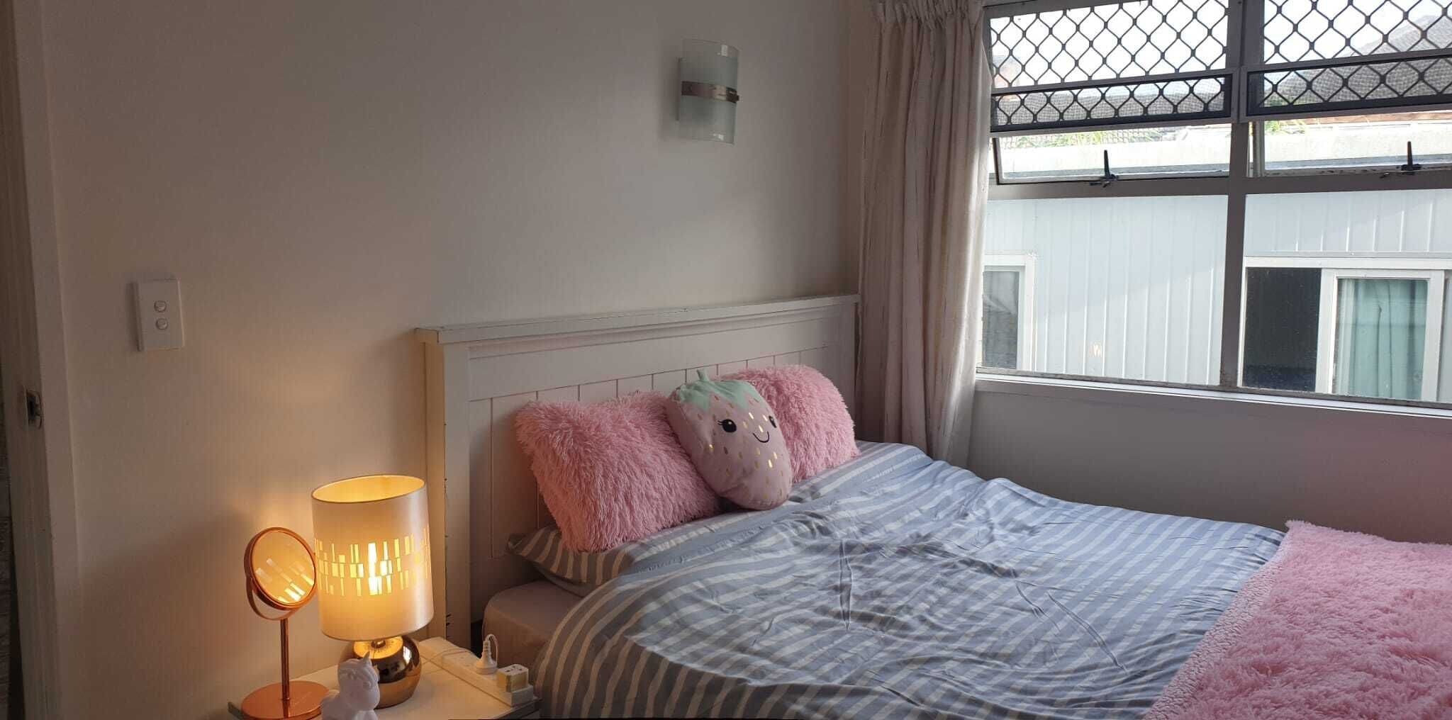 Rom – classic | Skrivebord, skrivebord for bærbar PC og wi-fi (inkludert)