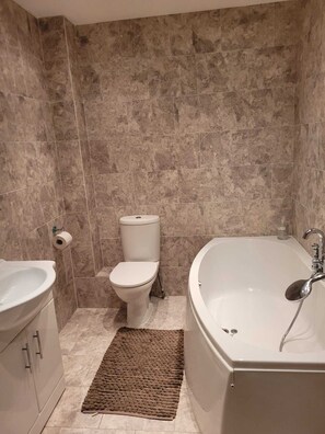 Håndklæder, Sæbe, Toiletpapir