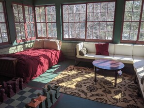 5 chambres, bureau, fer et planche à repasser, Wi-Fi