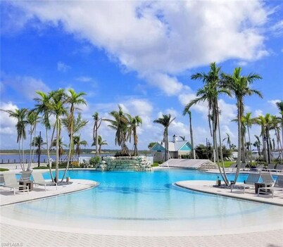 3-Bedroom Villa with Private Pool in Superb Naples Reserve Gated Community 