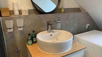 Haartrockner, Handtücher