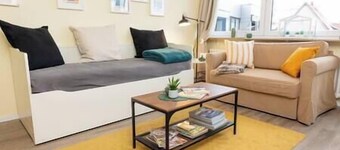 Noahs Home: New, top equipment, balcony, 5min->Cent.