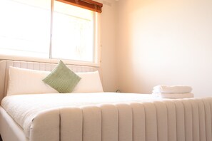 3 Schlafzimmer, Bügeleisen/Bügelbrett, WLAN, Bettwäsche