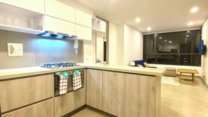 Fridge, microwave, oven, stovetop