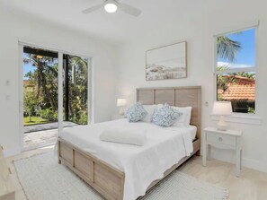 3 bedrooms, desk, iron/ironing board, travel crib