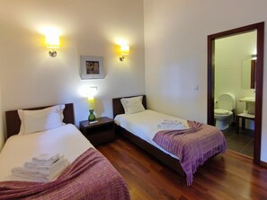 1 chambre, accĂšs Internet, draps fournis