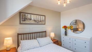 Desk, iron/ironing board, free WiFi, bed sheets