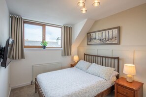 2 chambres, bureau, fer et planche à repasser, Wi-Fi gratuit