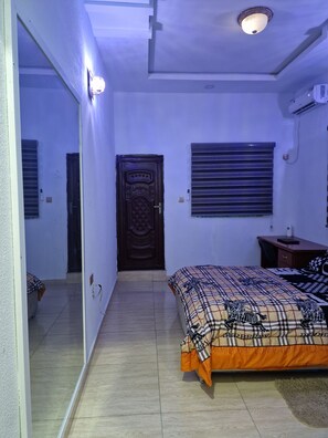 1 Schlafzimmer, Bettwäsche