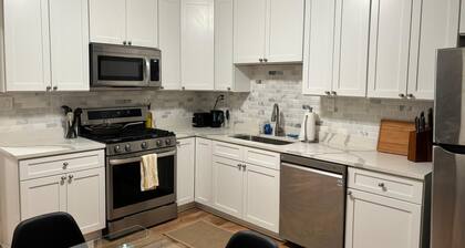 Steel City Stay- 4B/2B Getaway