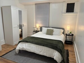 4 bedrooms, WiFi, bed sheets