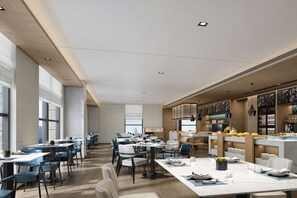 Tägliches Frühstücksbuffet gegen Gebühr
