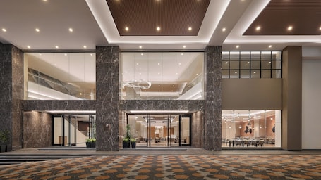 Entrada de la propiedad. Holiday Inn & Suites Penang Prai by IHG