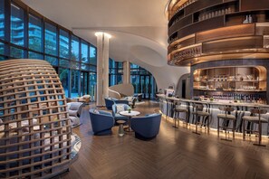 酒吧（店内）