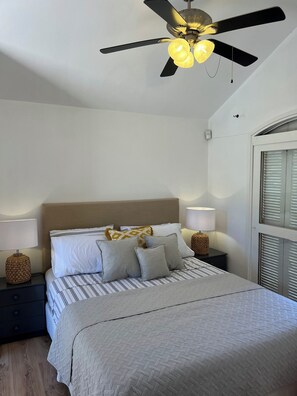 5 bedrooms, iron/ironing board, WiFi, bed sheets - Charming Villa in Punta del Este (Punta del Este)