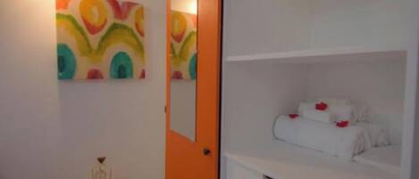 2 bedrooms, in-room safe, iron/ironing board, WiFi