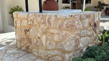 Comfort Apartment, Courtyard View | Terrace/patio
