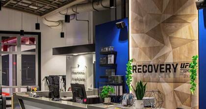 Luxe 2BR Loft Retreat: Private Terrace & Free Gym